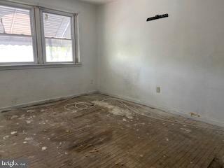 2923 Line St, Camden, NJ 08105 - photo 5