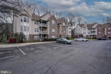 9812 Lake Pointe Ct unit 202, Upper Marlboro, MD 20774 - photo 4