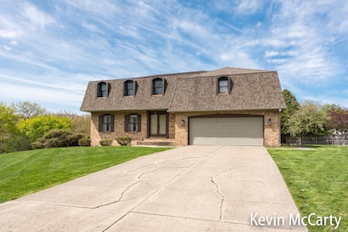 1_Front Exterior-4