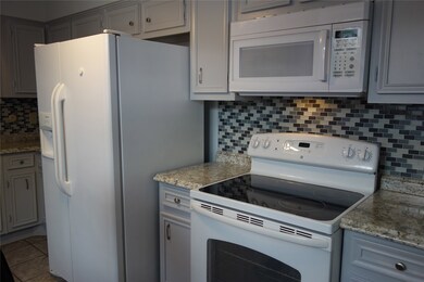 Updated kitchen with brand new applicances 2018.