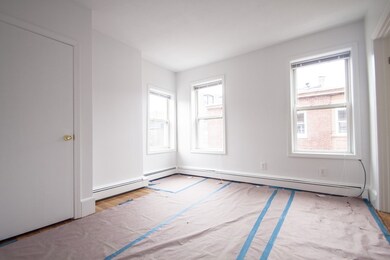 8 Baldwin Place unit 4, Boston, MA 02113 - photo 5