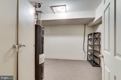 6062 Morgan Ct, Alexandria, VA 22312 - photo 7