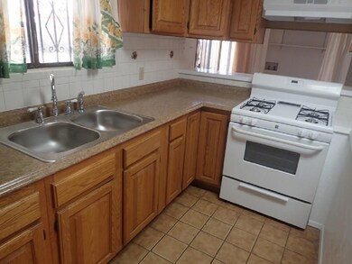 3221 Monroe Ave, El Paso, TX 79930 - photo 4