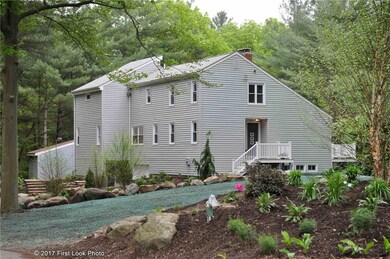 9 Tanglewood Dr, Greenville, RI 02828 - photo 2