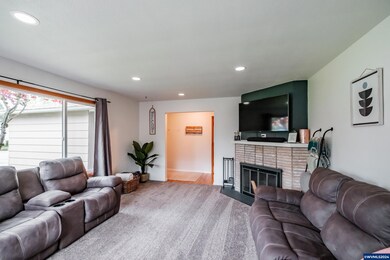 1817 13th Ave SW, Albany, OR 97321 - photo 7