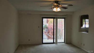 897 Cold Spring Rd unit 6, Allentown, PA 18103 - photo 3