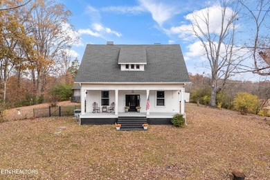 804 Lake City Hwy, Clinton, TN 37716 - photo 2