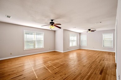 303 Franklin Ave, Pottsboro, TX 75076 - photo 7