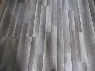 205 S 8th St, Basin, WY 82410 - photo 5