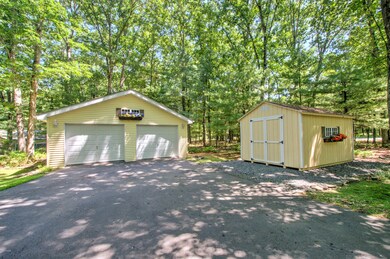 284 Fawn Lake Dr, Hawley, PA 18428 - photo 3