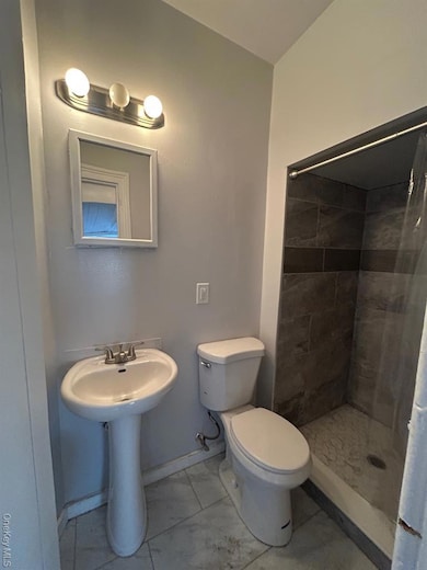 24 Lagrange Ave, Poughkeepsie, NY 12603 - photo 3