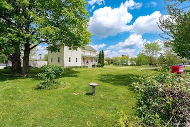 4206 Grand Blanc Rd, Swartz Creek, MI 48473 - photo 2