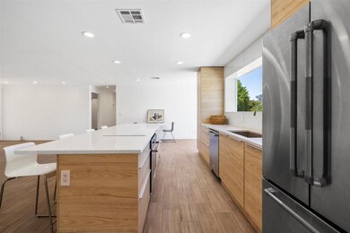 06-Kitchen