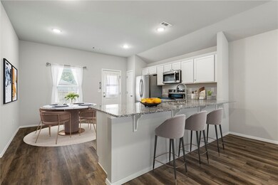 1679 S Towhee Ln, Fayetteville, AR 72701 - photo 5