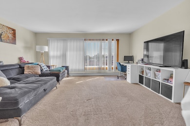 4348 Ruby St, Schiller Park, IL 60176 - photo 3