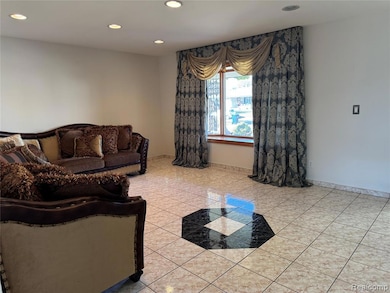 4226 Angeline Dr, Sterling Heights, MI 48310 - photo 4