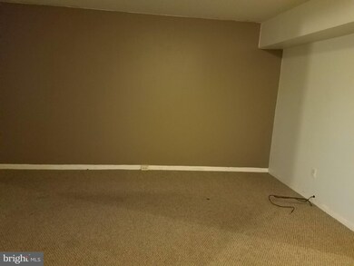 6102 Beacon Hill Place, Capitol Heights, MD 20743 - photo 2