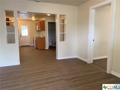 412 S C M Allen Pkwy, San Marcos, TX 78666 - photo 5