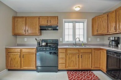 43 Chestnut St, Franklin, MA 02038 - photo 7
