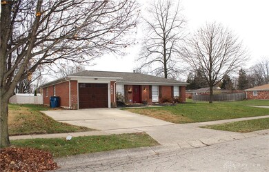 4800 Pennswood Dr, Dayton, OH 45424 - photo 2