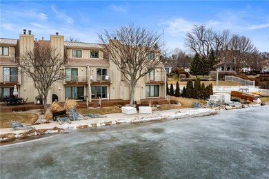 411 E Washington St unit 2, Culver, IN 46511 - photo 2