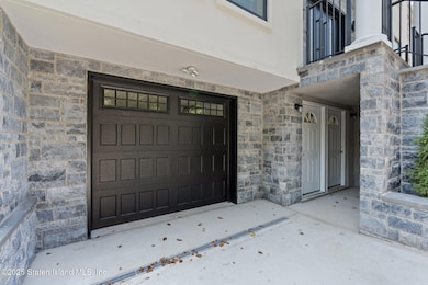 54 Cedarcliff Rd, Staten Island, NY 10301 - photo 5