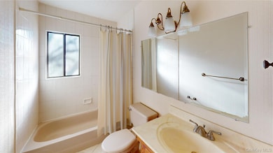 39 Skyline Dr unit 399, Pomona, NY 10970 - photo 6