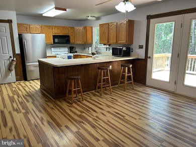 76 Red Burke Ct, Front Royal, VA 22630 - photo 2