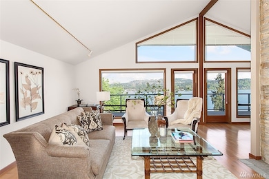 4048 E Mercer Way, Mercer Island, WA 98040 - photo 3