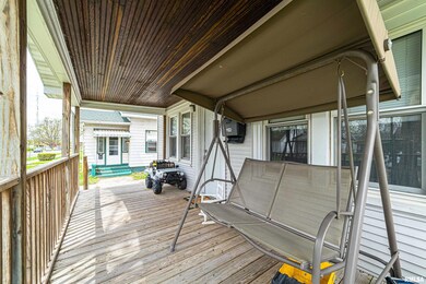 1122 Pekin St, Lincoln, IL 62656 - photo 3