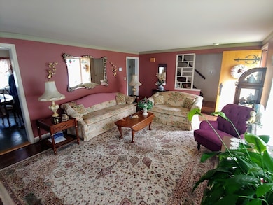21 Dupont Cir, Leominster, MA 01453 - photo 4