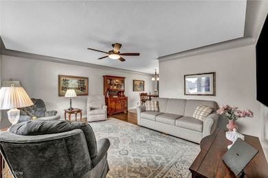 6280 Mariana Dr, Parma Heights, OH 44130 - photo 6