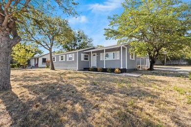 8419 Whitney Dr, Fort Worth, TX 76108 - photo 2