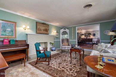 Formal Livingroom