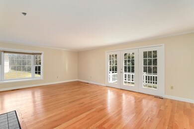 10 Preacher Rd, Milton, MA 02186 - photo 4