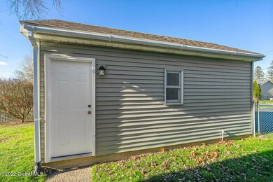 5 Connecticut Ave, Rensselaer, NY 12144 - photo 6