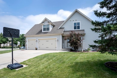 9729 W Prairie Grass Way, Franklin, WI 53132 - photo 5