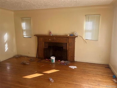 11233 Engleside St, Detroit, MI 48205 - photo 4