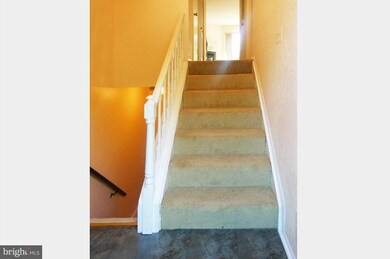 7 Valley Crossing Cir, Cockeysville, MD 21030 - photo 4