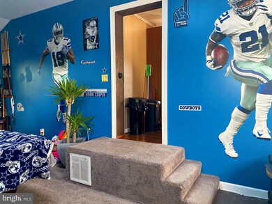 8205 Joshua Ct, Laurel, MD 20708 - photo 7