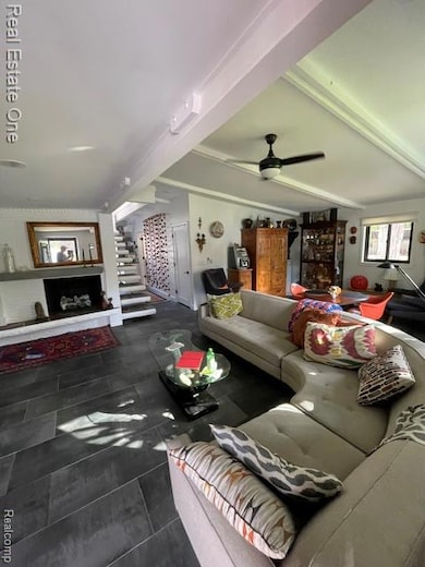 3202 Pridham St, Keego Harbor, MI 48320 - photo 6