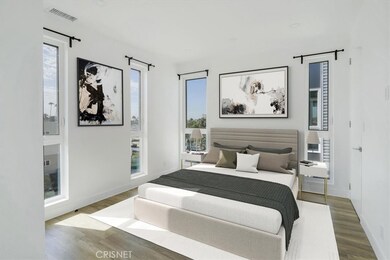 4553 Saturn St, Los Angeles, CA 90019 - photo 4