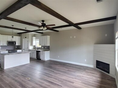 201 Beau Claire Cir, Byron, GA 31008 - photo 4