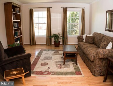 4312 Poplar Forest Ct, Chantilly, VA 20151 - photo 6