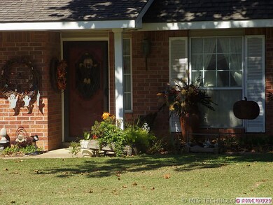 2408 Chapel Hill Rd, Bartlesville, OK 74006 - photo 2