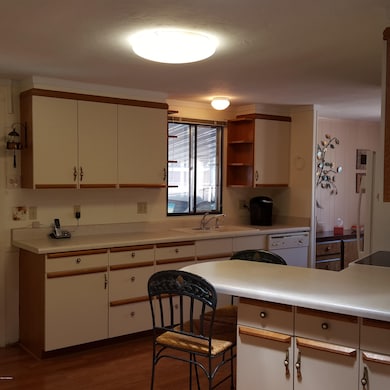 5309BoxRKitchen2