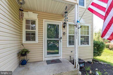 1051 Heather Ln, Quakertown, PA 18951 - photo 2