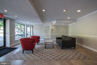 Lafayette Park unit 510, Falls Church, VA 22041 - photo 4