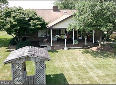 17 Center St, Intercourse, PA 17534 - photo 5