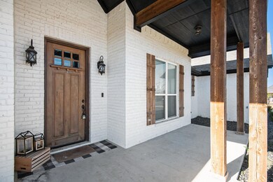 344 Scenic Wood Dr, Azle, TX 76020 - photo 3